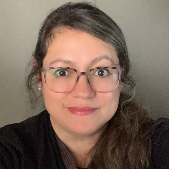 Meet your Posher, Elizabeth - Picture 1 of 1